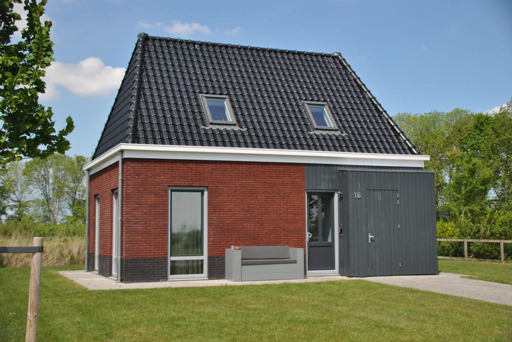Prachtige Vakantievilla Burdaard Birdaard